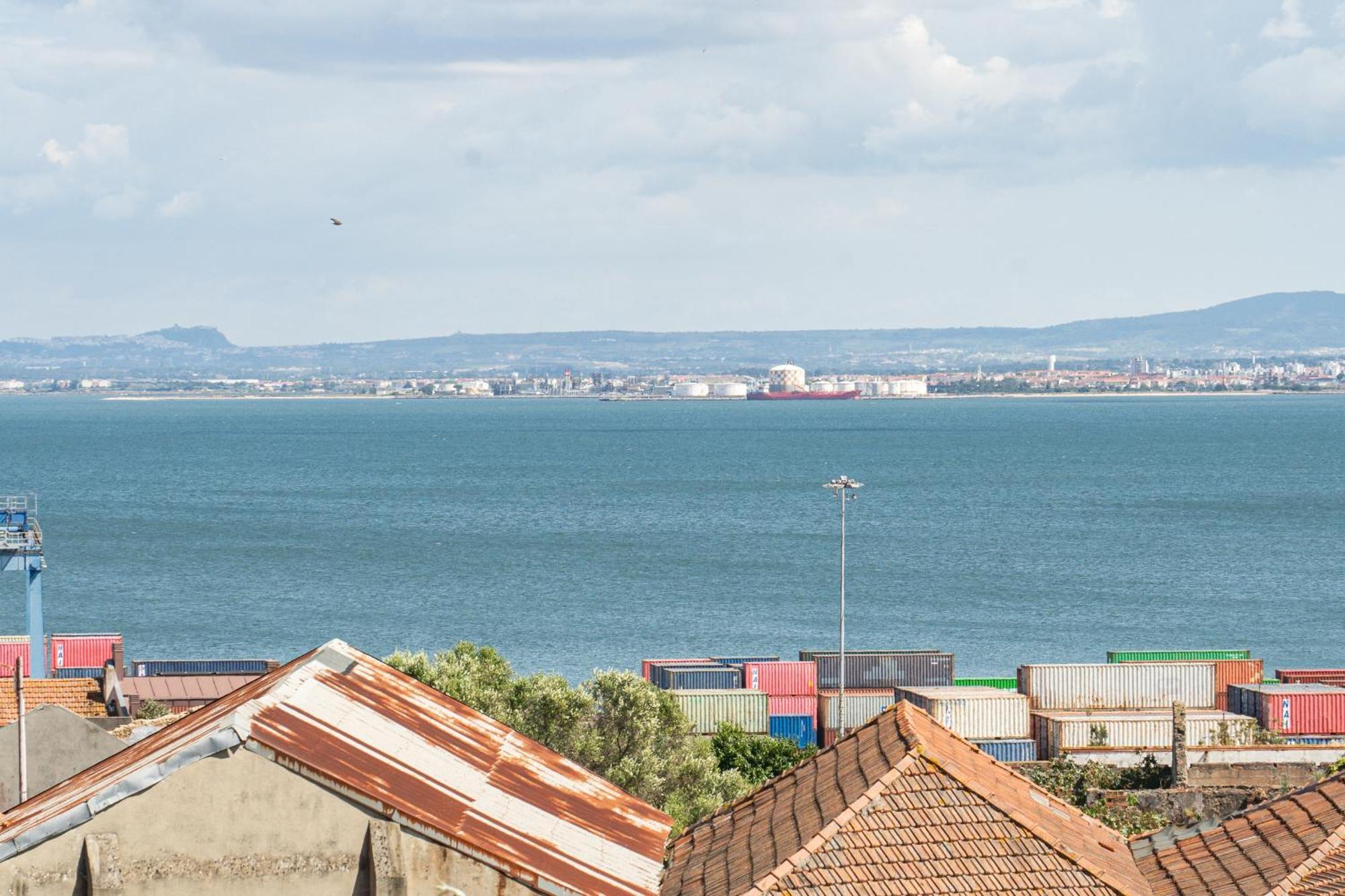 Beato Riverside Cozy Apartments Lisbon Exterior photo
