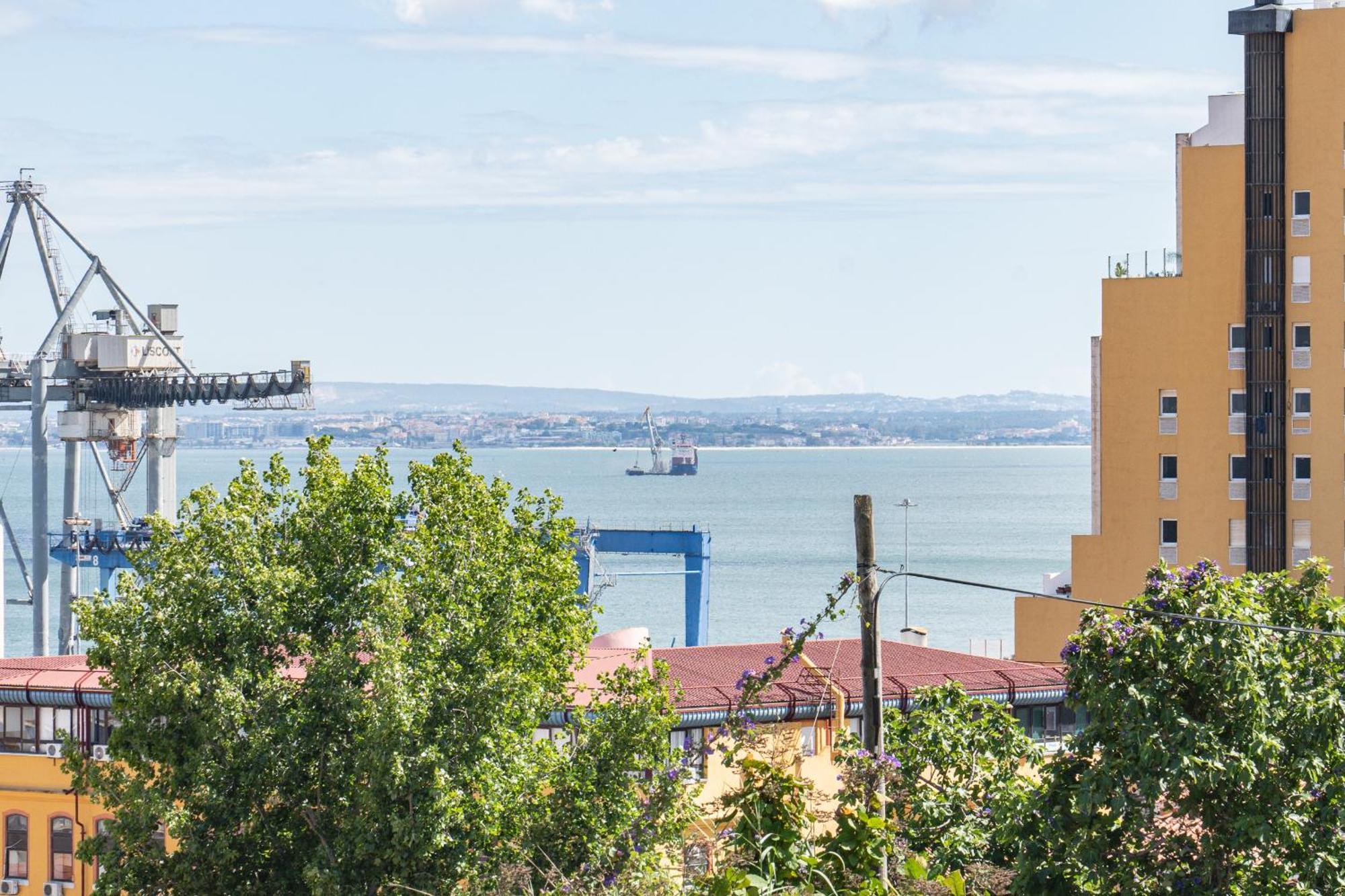 Beato Riverside Cozy Apartments Lisbon Exterior photo
